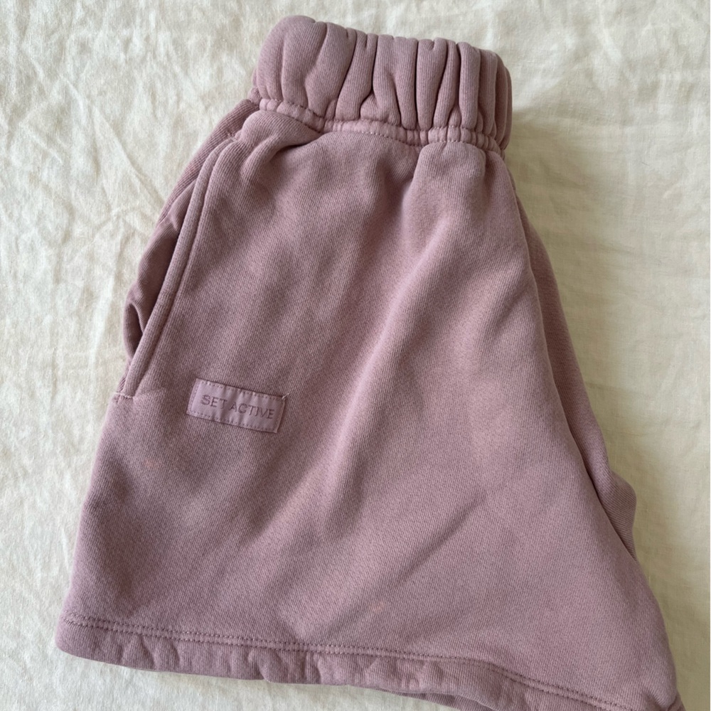 BLUSH SET ACTIVE SWEATSHORTS